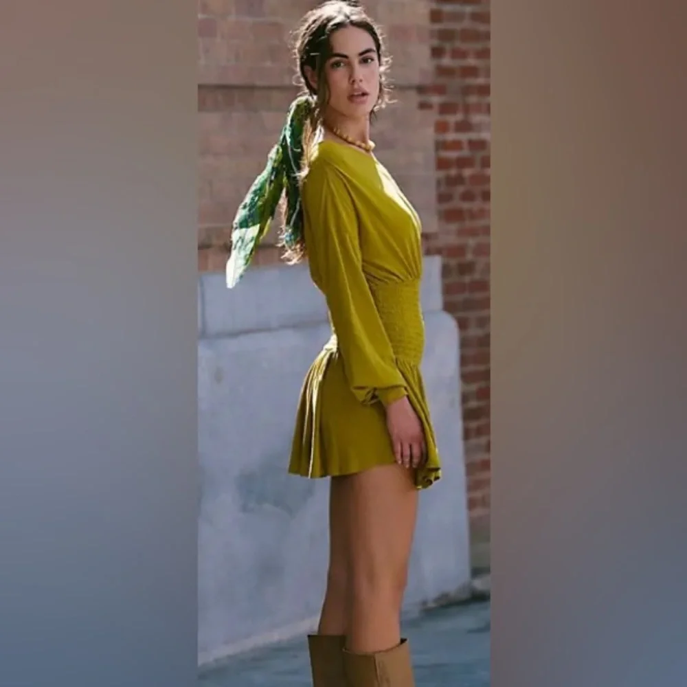 Free People Long-Sleeve Mini Dress/Mustard/Off-Shoulder (most loved mini) - M